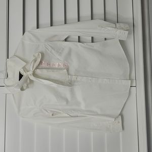 Size 4 petite Banana Republic white blouse with tie up collar